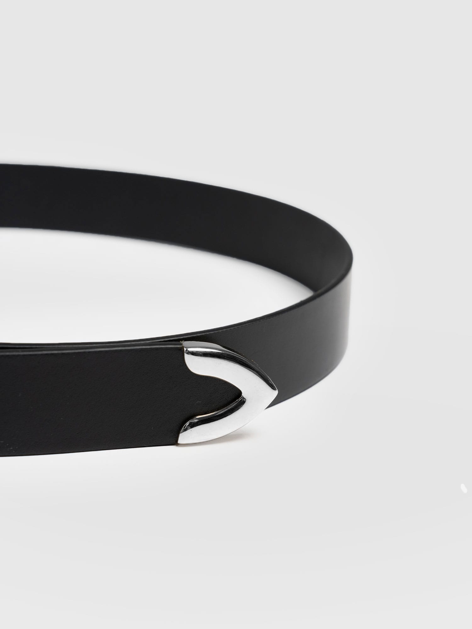 Victory Belt - Black/Silver - Women's Accessories | Saint and Sofia® USA
