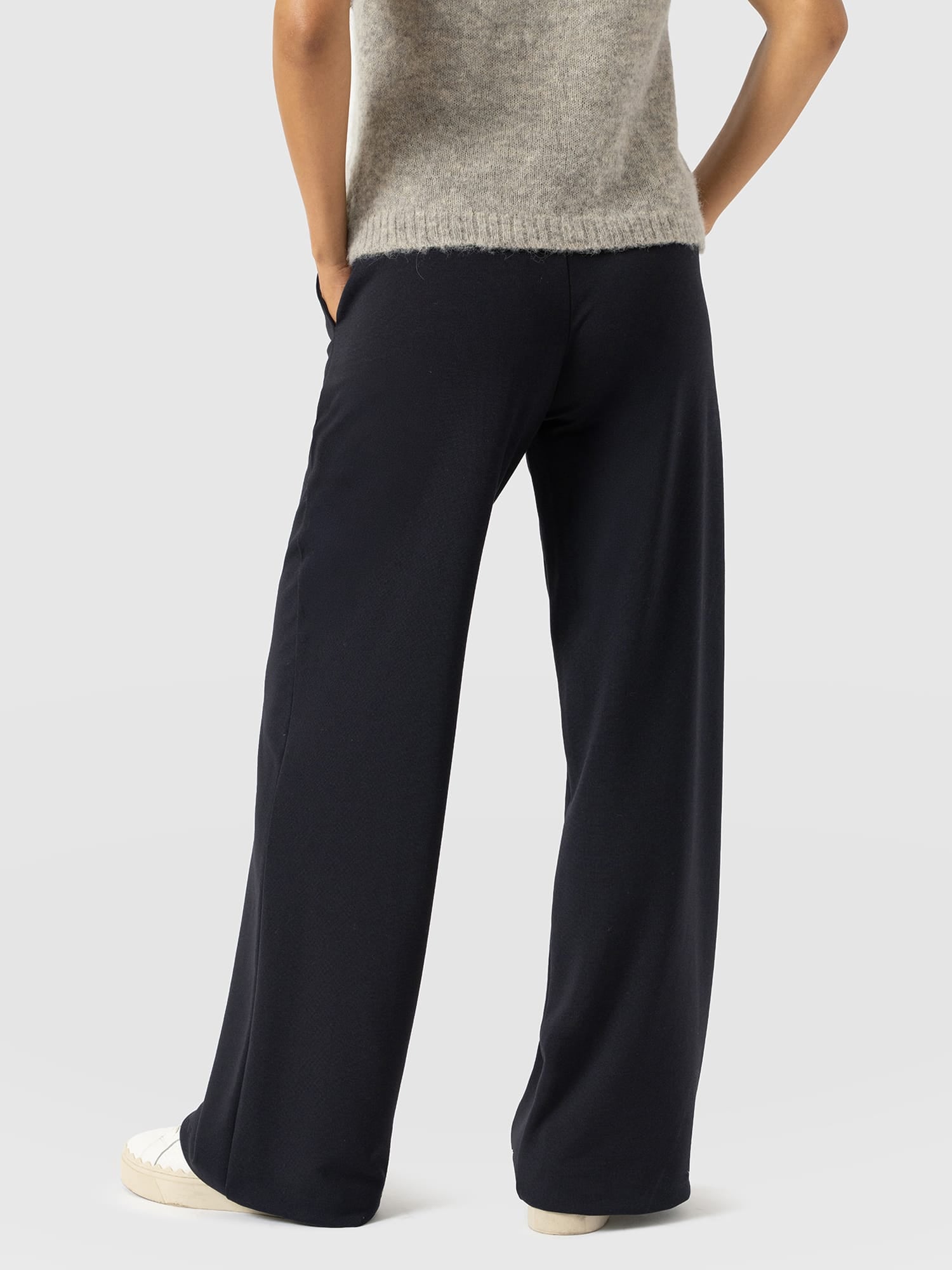 Victory Straight Leg Pant - Navy - Women's Pants | Saint and Sofia® USA