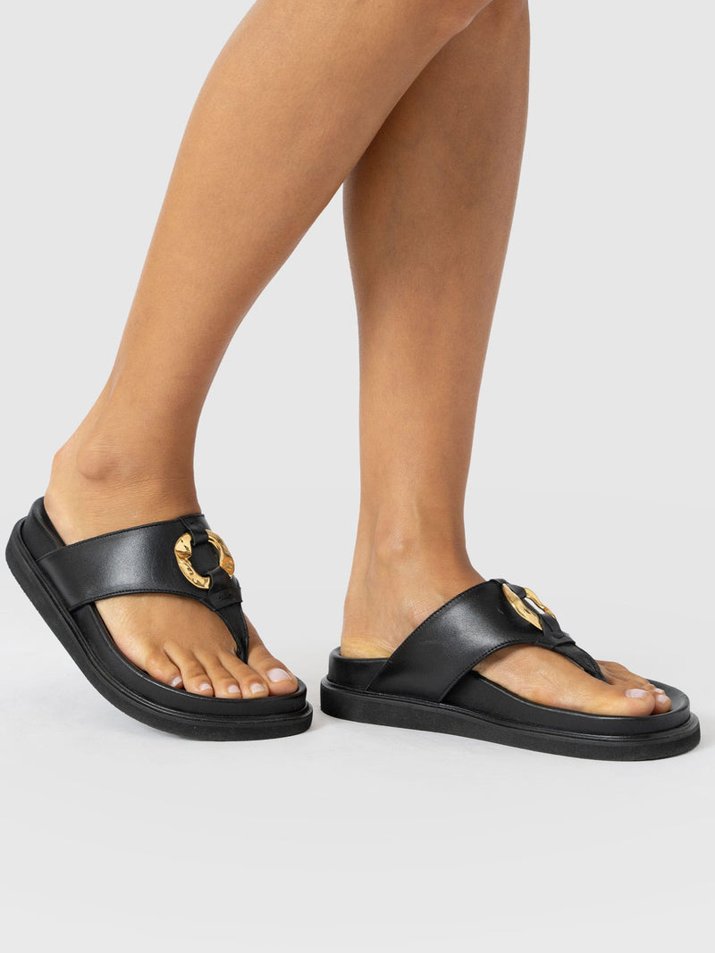 Vivienne Slides - Black - Women's Shoes | Saint + Sofia® USA