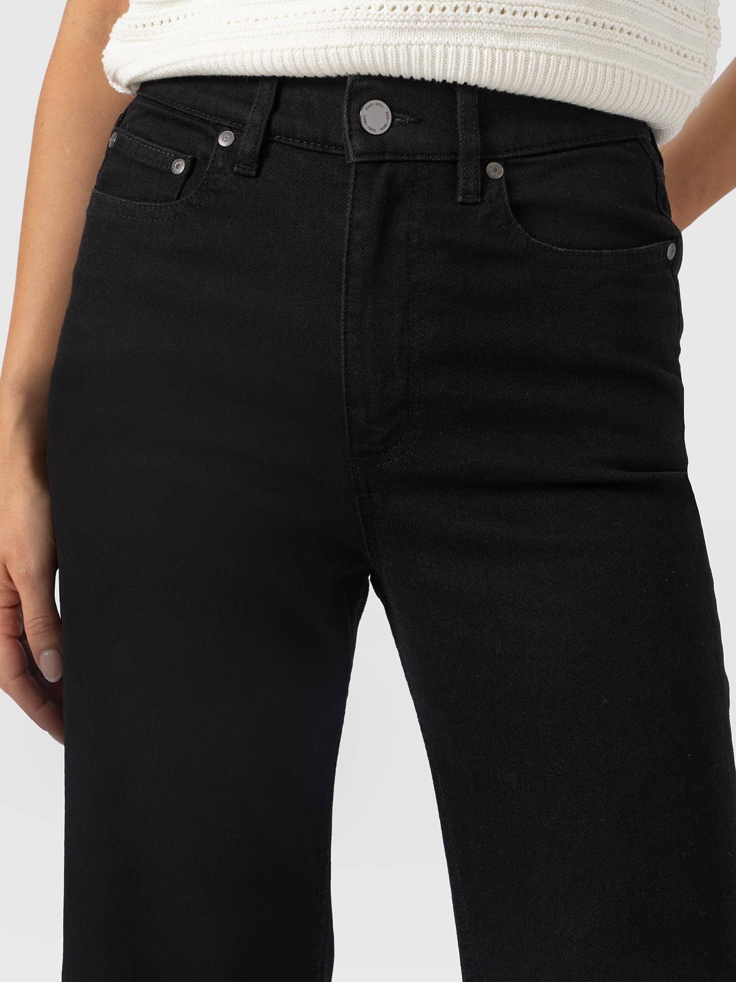 Wide Leg Jean - Black - Women's Denims | Saint and Sofia® USA