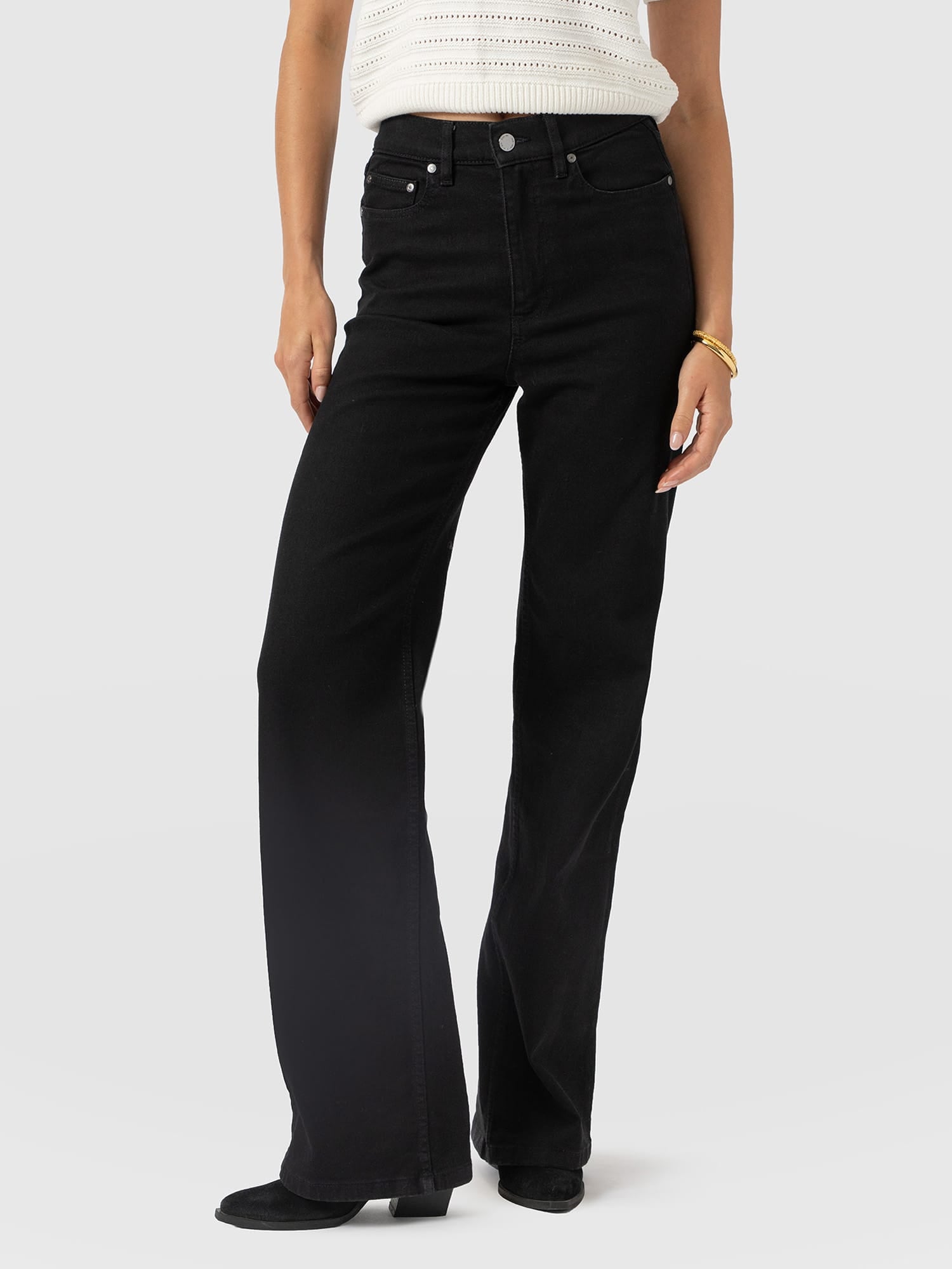 Wide Leg Jean - Black - Women's Denims | Saint and Sofia® USA