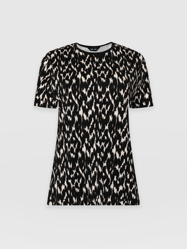 Boyfriend Tee Black and White Print - Women's T-Shirts | Saint + Sofia® UK