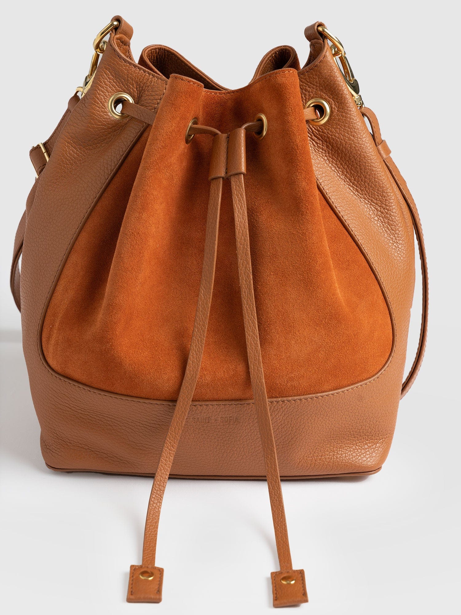 Brompton Bucket Bag Brown Pebble - Women's Leather Bags | Saint + Sofia® USA