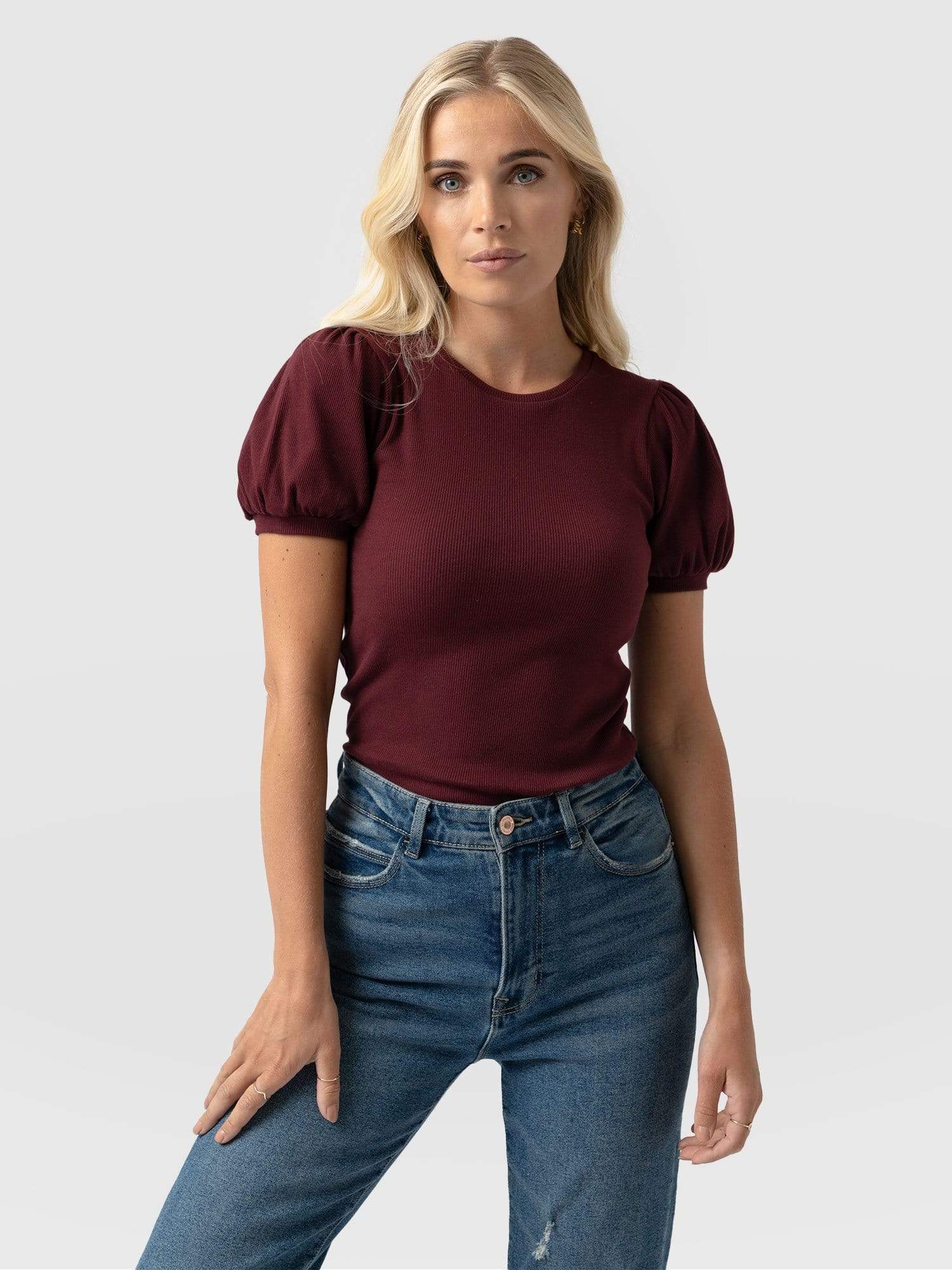 Cavendish Tee Puff Sleeve Burgundy - Women's T-Shirts | Saint + Sofia® USA