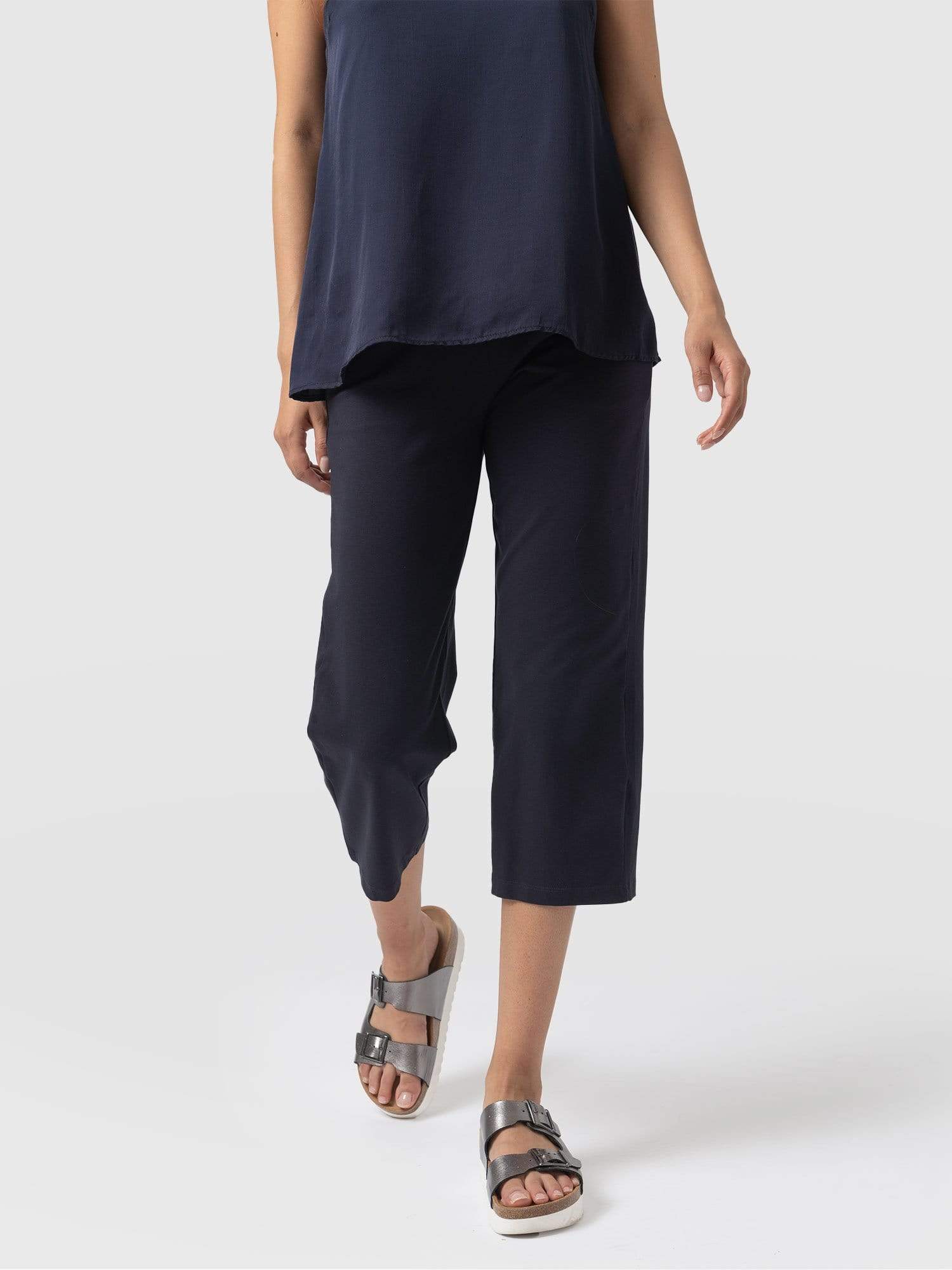 City Culotte Navy - Women's Culottes | Saint + Sofia® USA