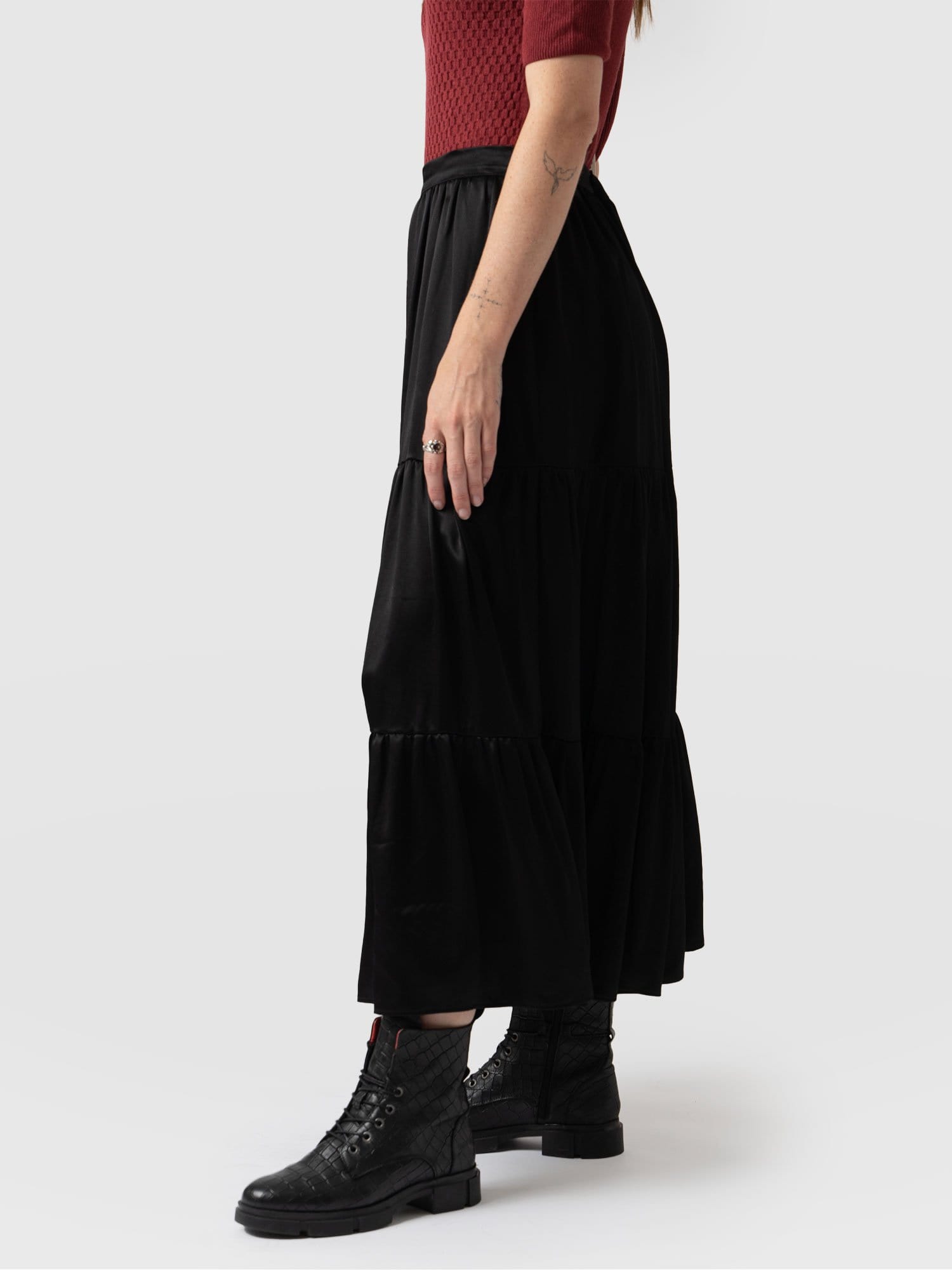 Greenwich Skirt Glossy Black - Women's Skirts | Saint + Sofia® USA