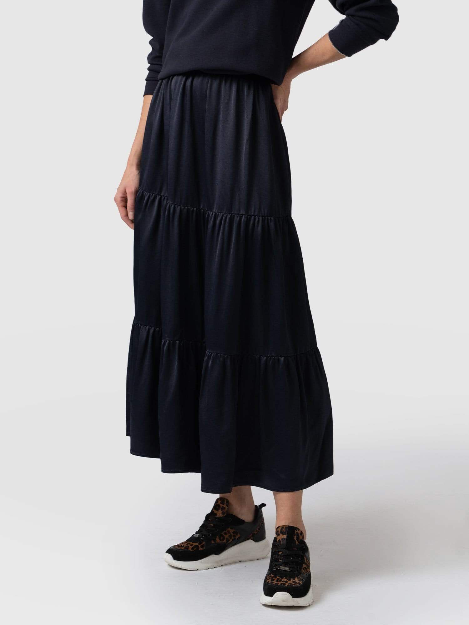 Greenwich Skirt Navy Viscose - Women's Skirts | Saint + Sofia® USA