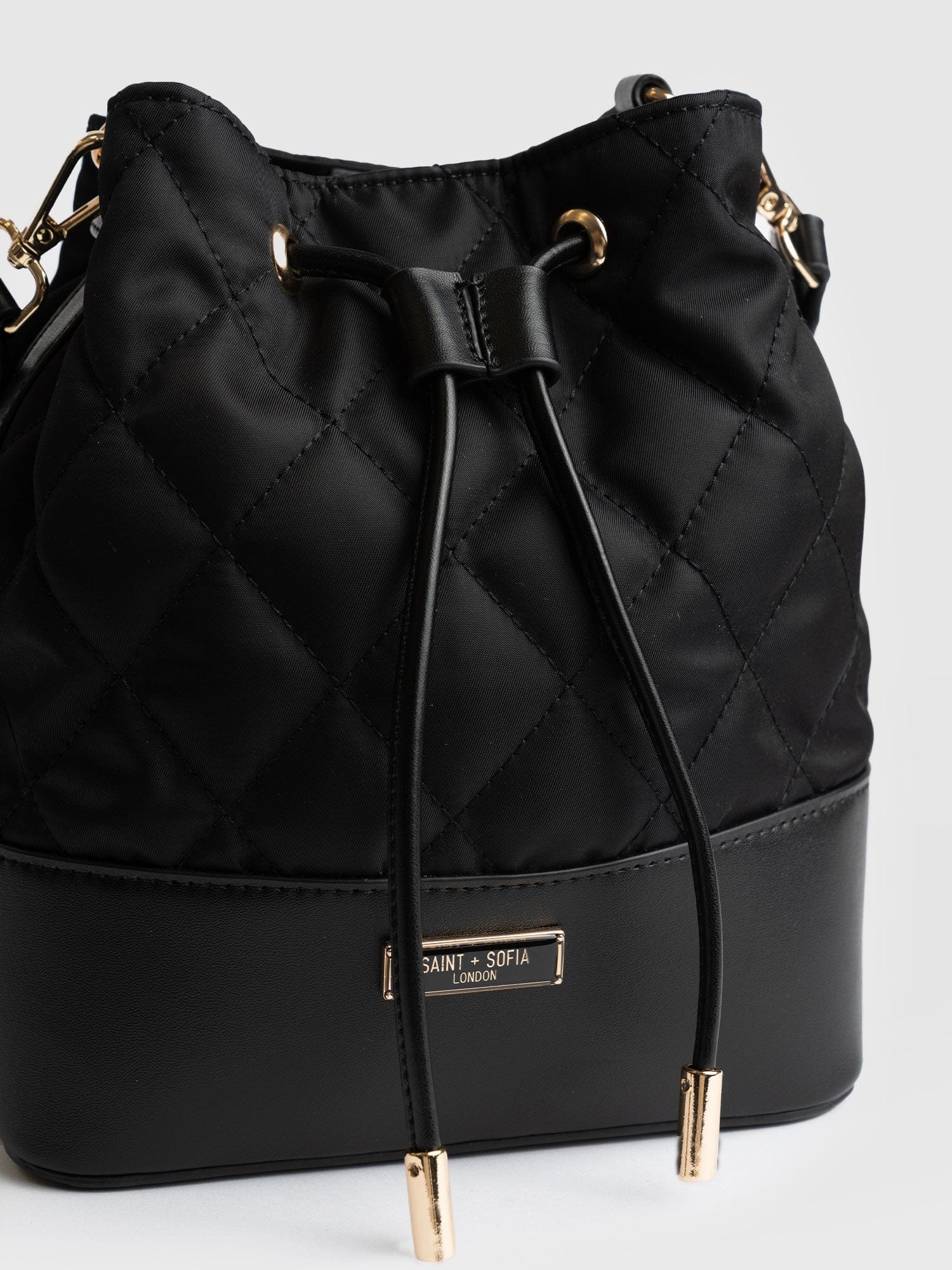 Womens black clearance bucket bag