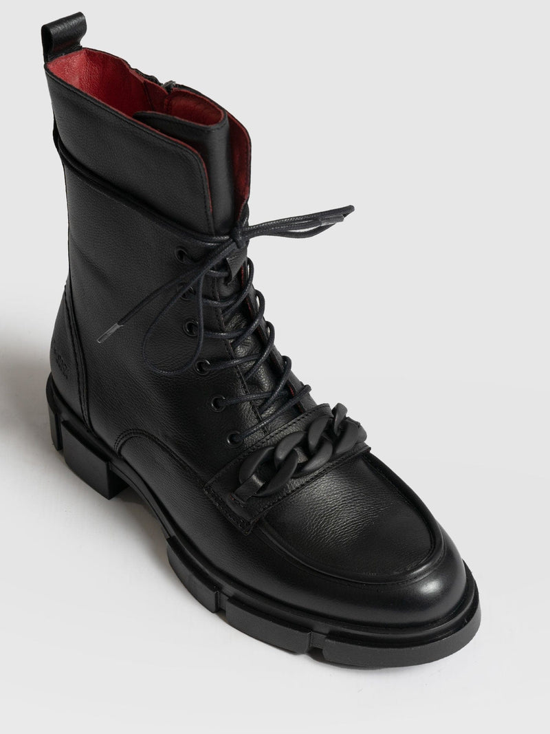 Jagger Chain Boot Black - Women's Leather Boots | Saint + Sofia® USA