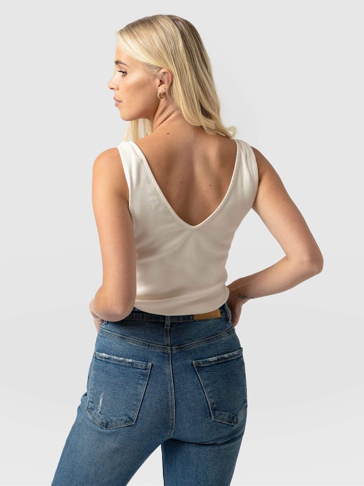 Knot Vest Rib Cream - Women's Vests | Saint + Sofia® USA