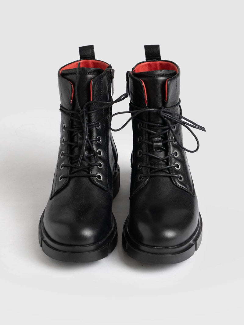 Noho Boot Black - Women's Leather Boots | Saint + Sofia® USA
