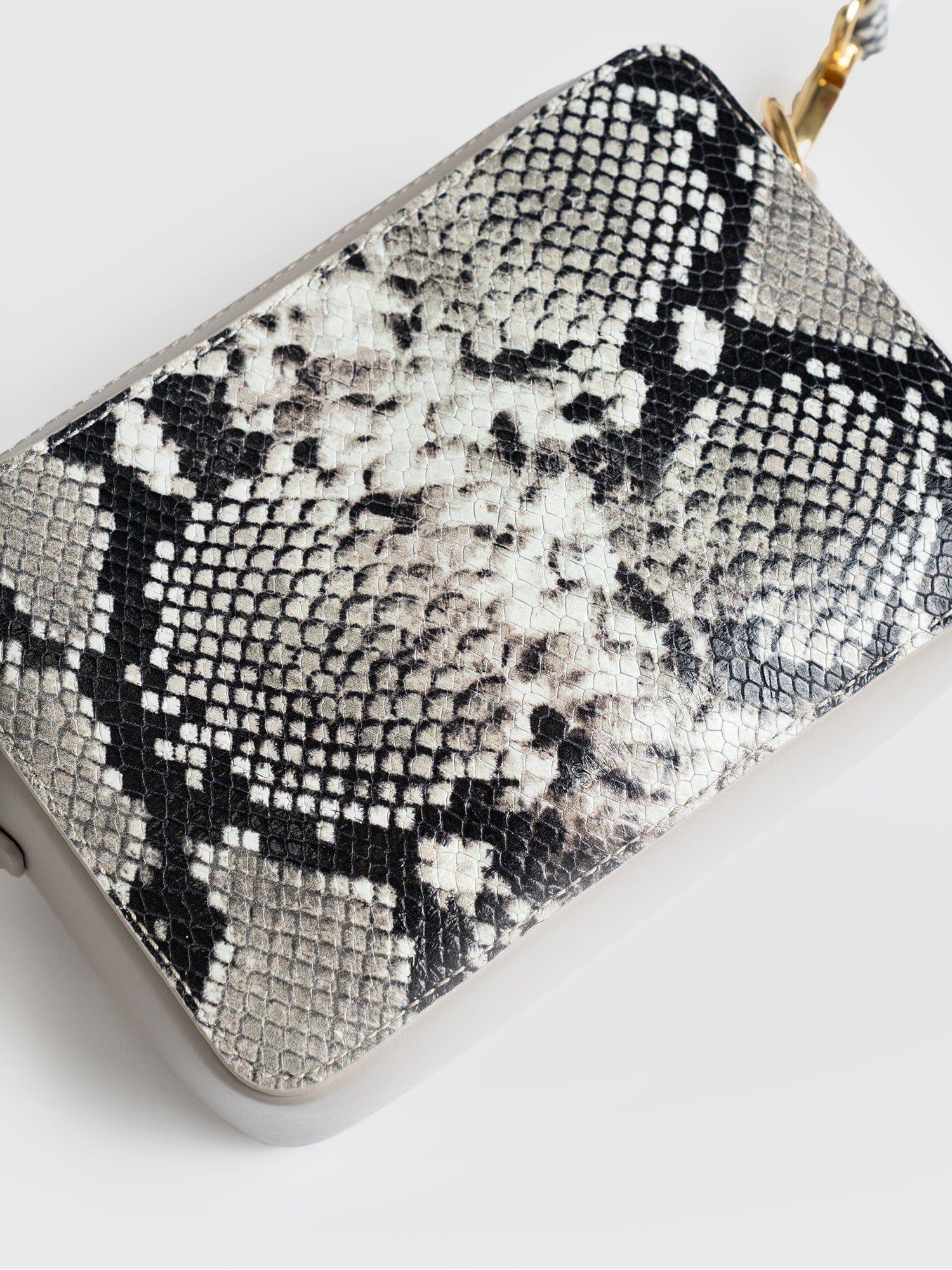 Saffiano Cross-Body Bag Nude Snake - Women's Leather Bags | Saint + Sofia® USA