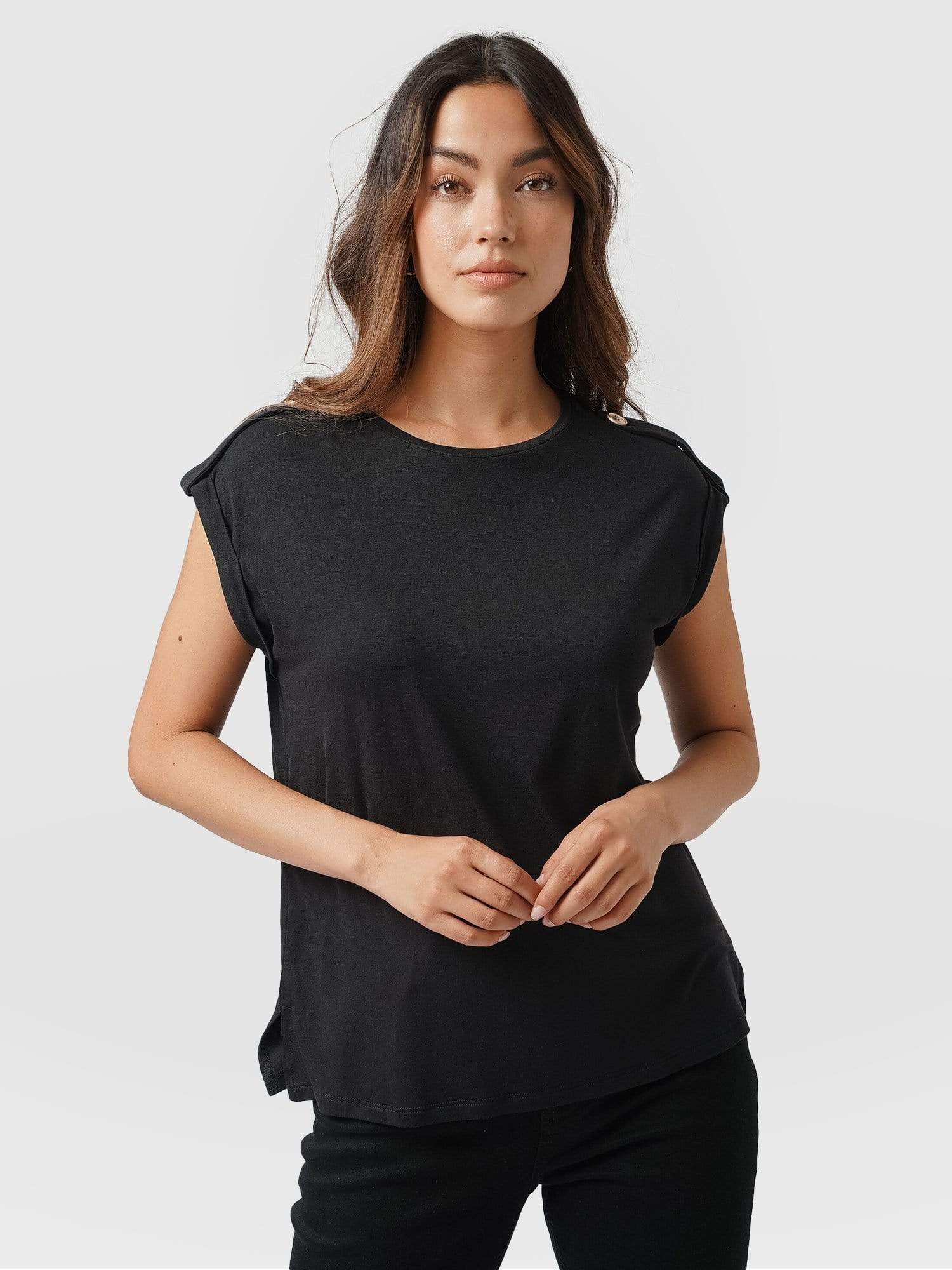 Turn-Up Tee Black - Women's T-Shirts | Saint + Sofia® USA