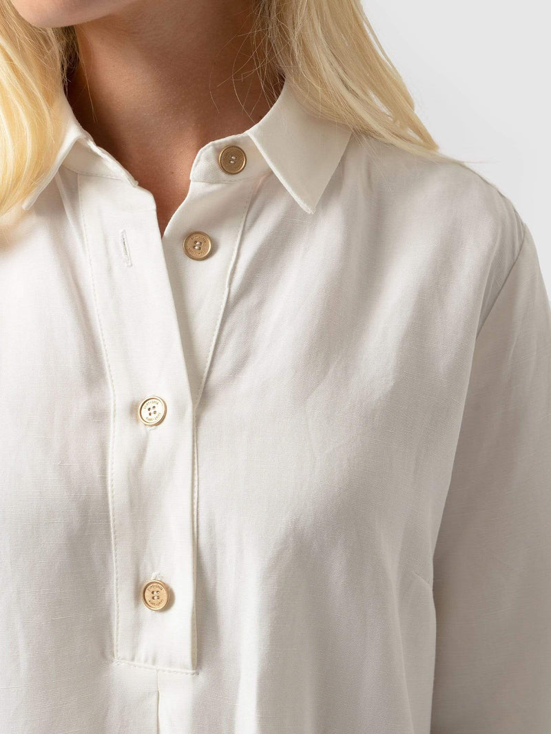 Weekend Shirt White - Women's Shirts | Saint + Sofia® USA